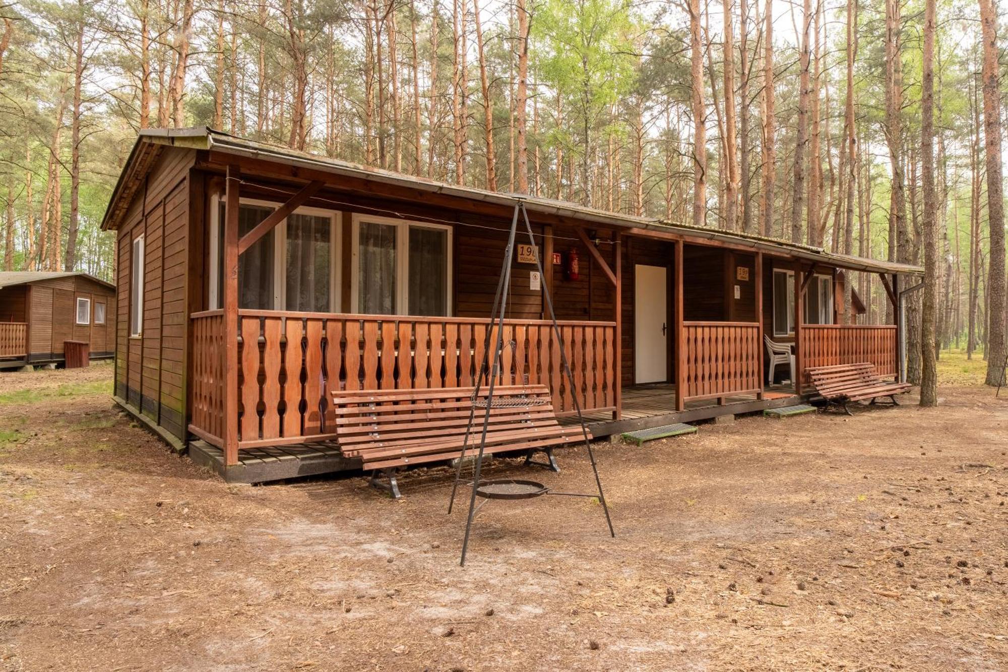 Zacisze, Okoniny Holiday home *